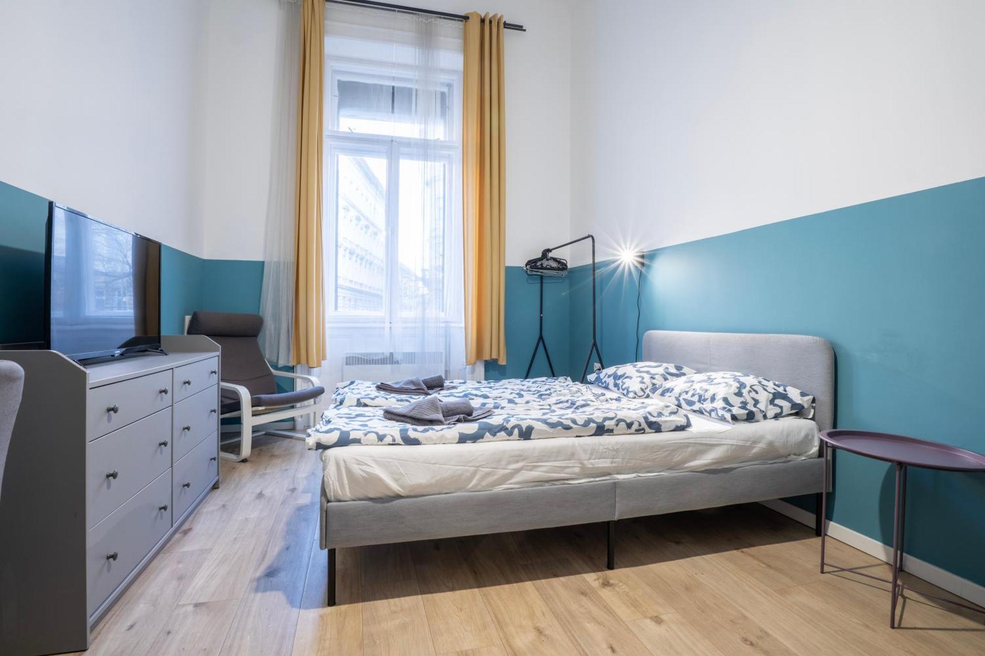 4-Bedroom Comfort Apartment In The Citycenter F38 ブダペスト エクステリア 写真